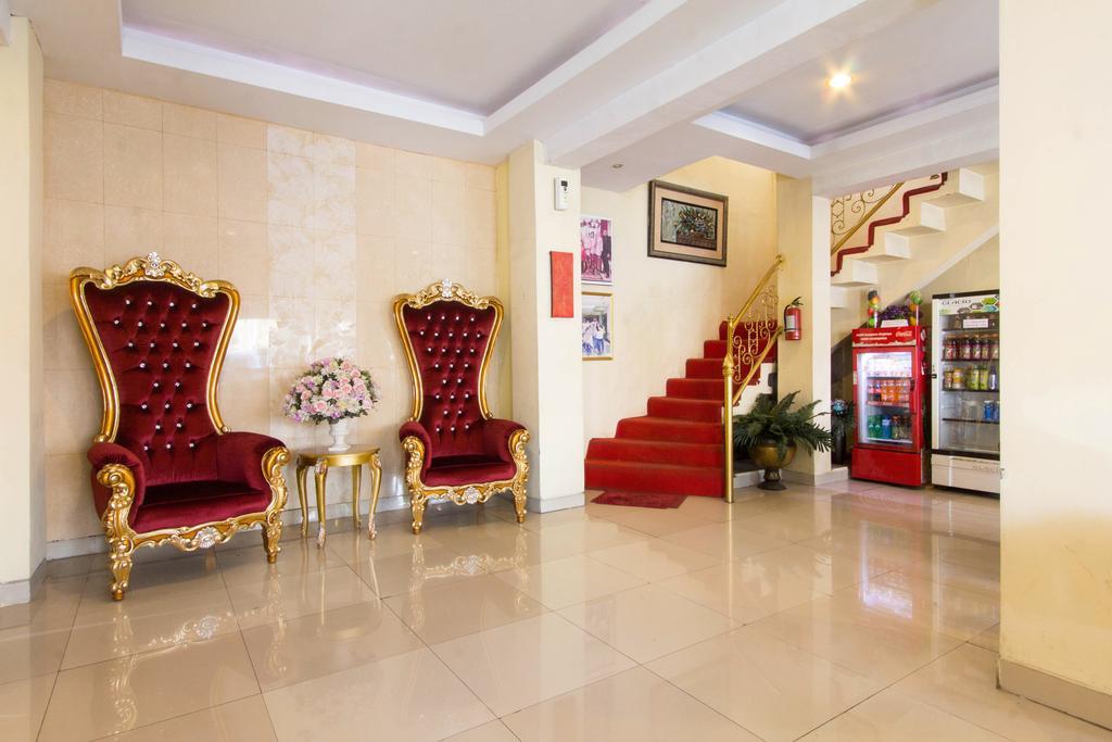 Wijaya Imperial Hotel Baturetno Exterior foto