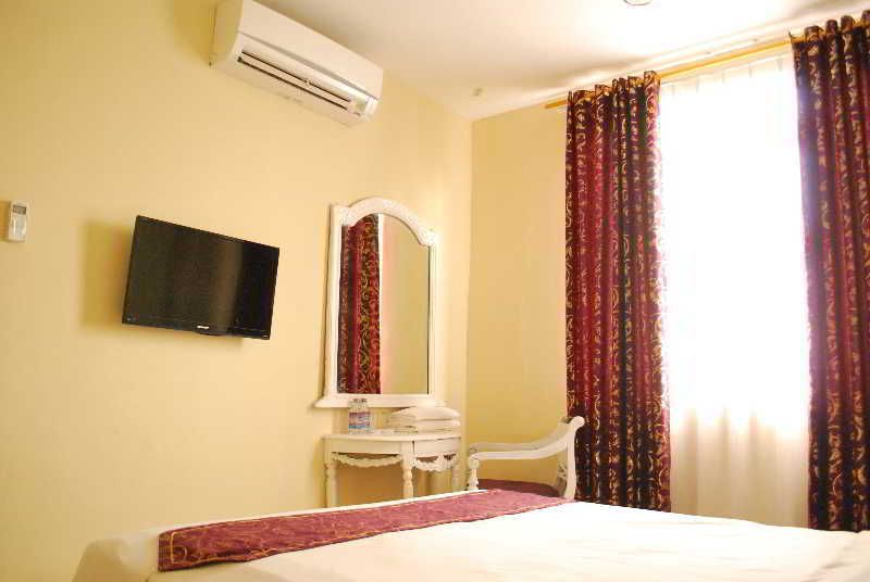 Wijaya Imperial Hotel Baturetno Exterior foto